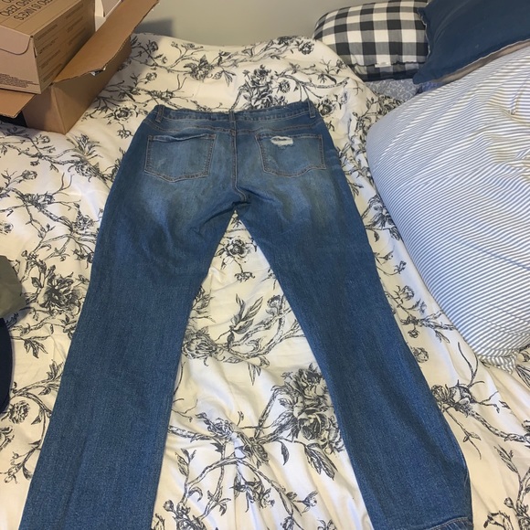 ALTAR STATE HIGH RISE DENIM JEANS - Picture 4 of 4